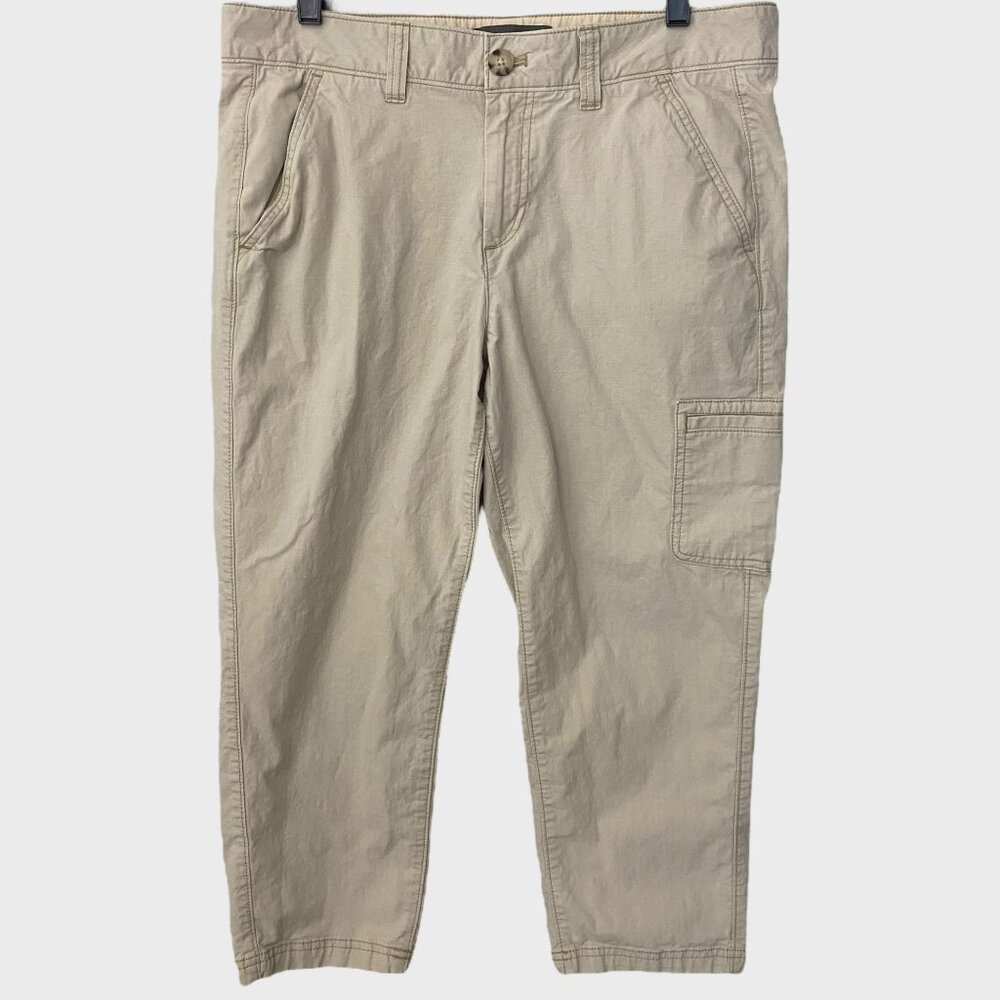 Eddie Bauer Cropped Cargo Hiking Pants Beige Women's Size 12 Straight-Leg Casual